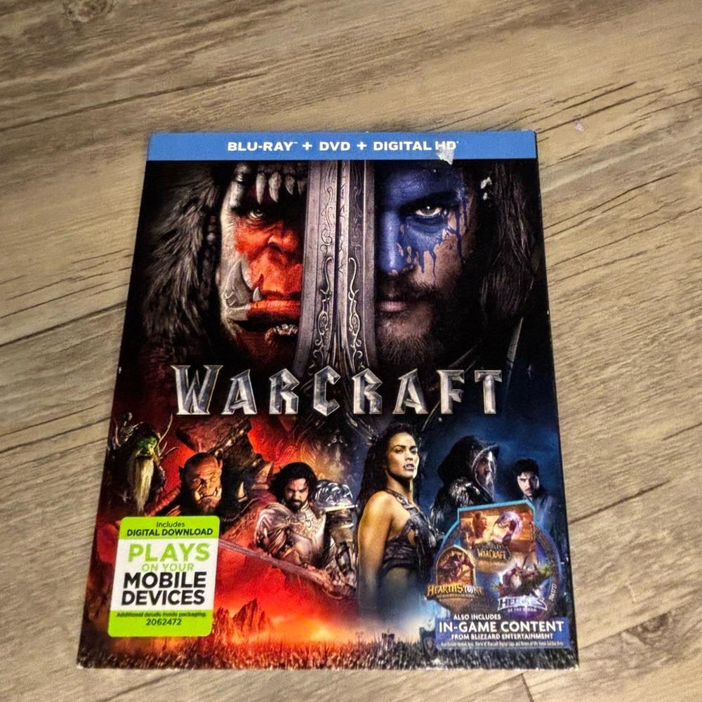 Warcraft Blu-Ray & DVD Great Condition